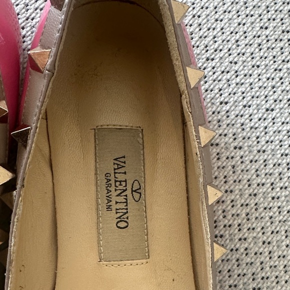 Valentino Pink Patent Leather Flats with Gold Studs - Picture 3 of 4